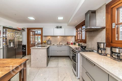 Image 17 - 269129